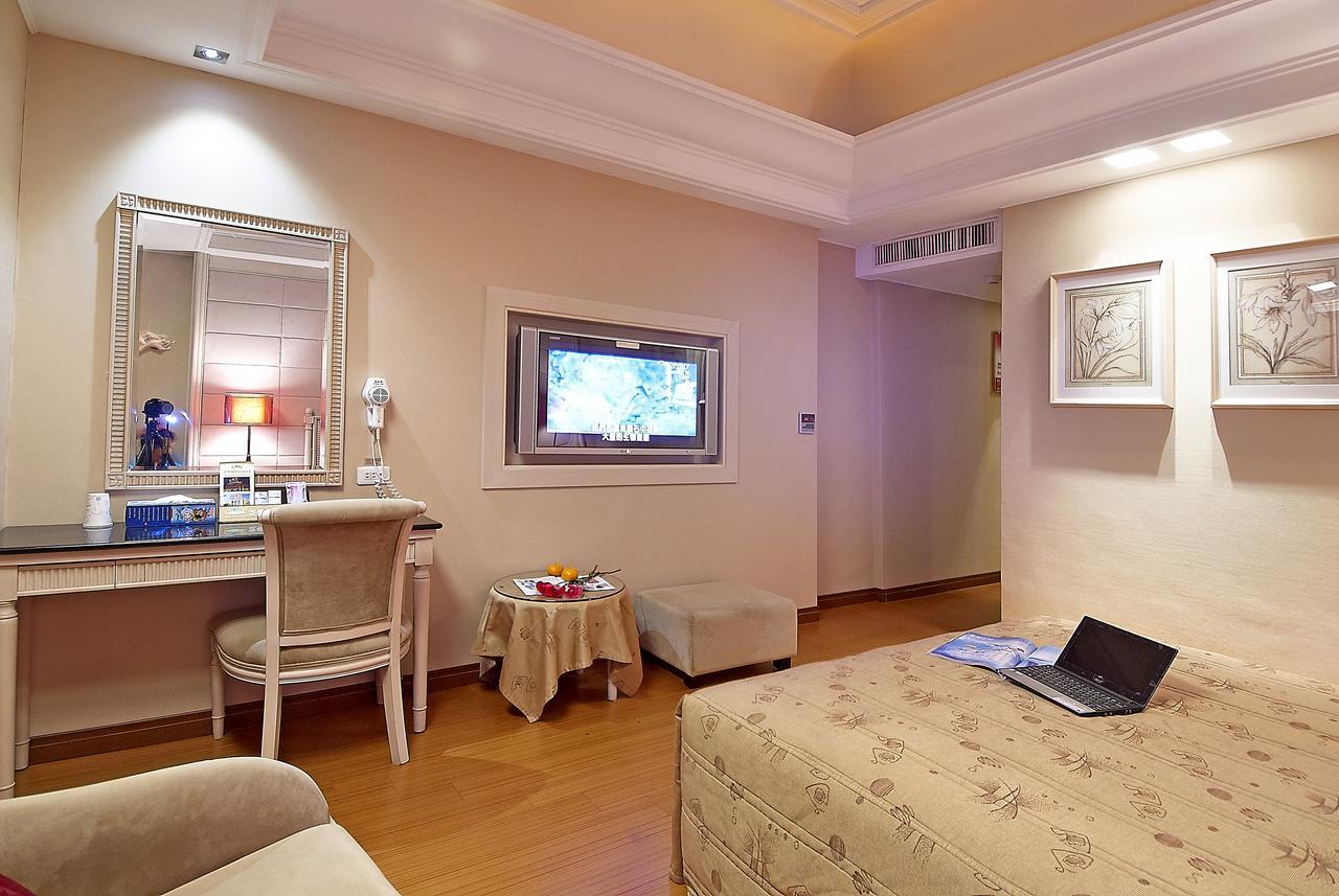 Zhi Baishan Motel Zhunan Exterior foto